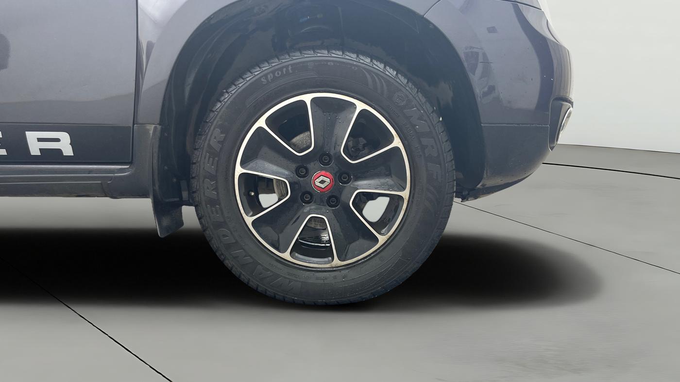 2018 Renault Duster RXS CVT, Petrol, Automatic, 54,897 km, Right Front Wheel