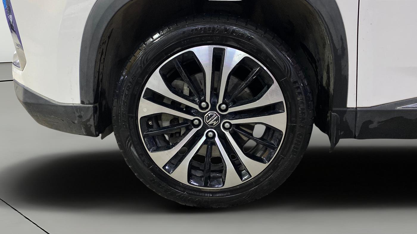 2021 MG HECTOR SHARP HYBRID 1.5 PETROL, Petrol, Manual, 40,268 km, Left Front Wheel