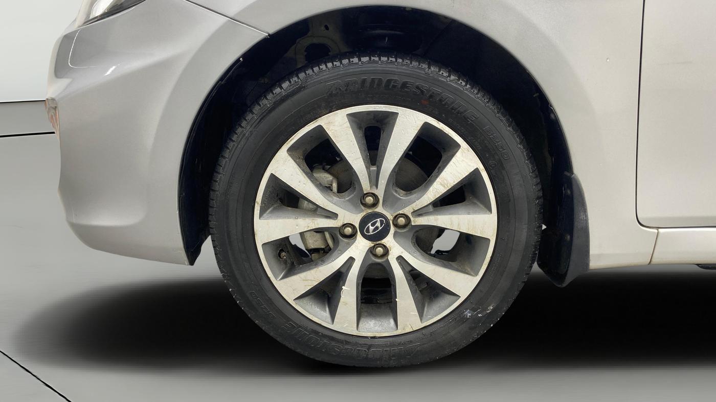 2014 Hyundai Verna FLUIDIC 1.4 VTVT CX, Petrol, Manual, 36,363 km, Left Front Wheel