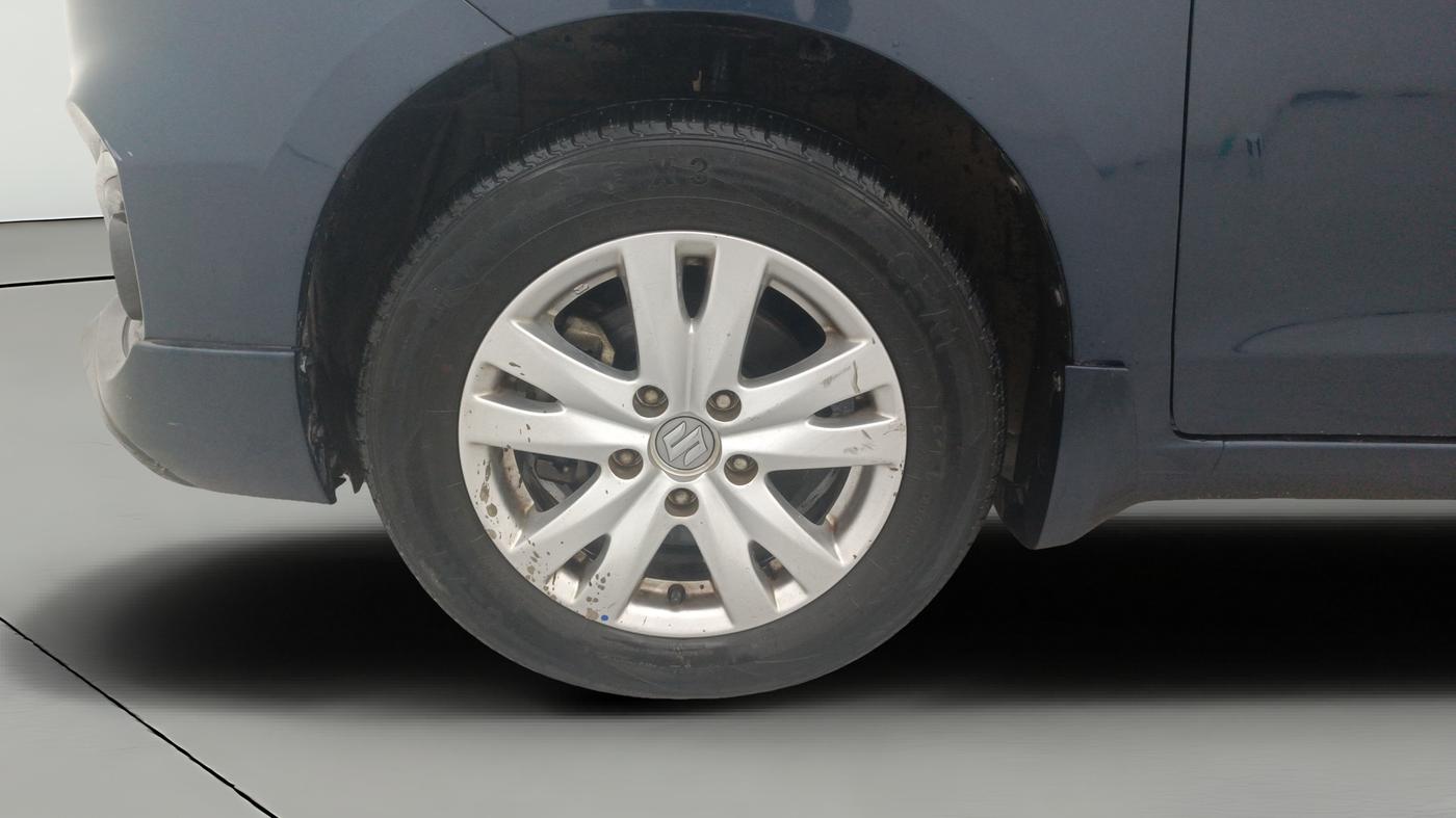 2018 Maruti Ertiga ZDI + SHVS, Diesel, Manual, 55,781 km, Left Front Wheel