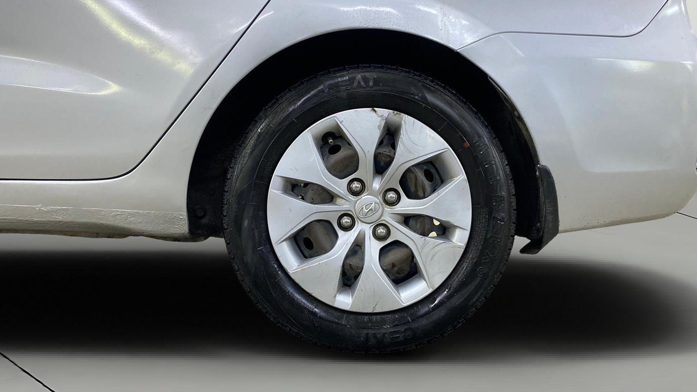 2019 Hyundai Xcent S 1.2, Petrol, Manual, 98,203 km, Left Rear Wheel