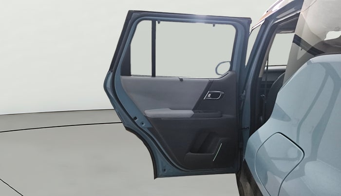 2025 KIA SYROS  HTX 1.0 Turbo 6MT, Petrol, Manual, 8,660 km, LHS Rear Door