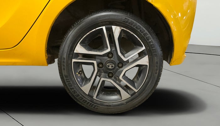 2020 Tata Tiago XZA PLUS PETROL, Petrol, Automatic, 28,897 km, Left Rear Wheel