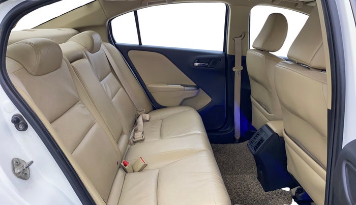 2016 Honda City 1.5L I-VTEC VX CVT, Petrol, Automatic, 1,04,189 km, Right Side Rear Door Cabin