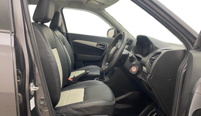 2018 Maruti Vitara Brezza ZDI AMT, Diesel, Automatic, 52,670 km, Right Side Front Door Cabin