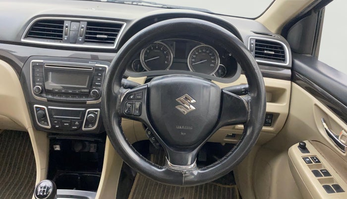 2016 Maruti Ciaz VXI+, Petrol, Manual, 1,34,667 km, Steering Wheel Close Up