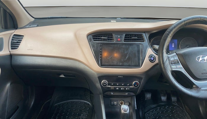 2017 Hyundai Elite i20 ASTA 1.2 (O), Petrol, Manual, 1,01,369 km, Air Conditioner