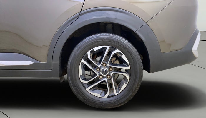 2022 KIA CARENS LUXURY PLUS 1.5 DIESEL 7 STR, Diesel, Manual, 70,208 km, Left Rear Wheel