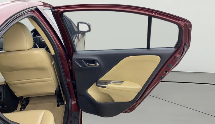 2016 Honda City 1.5L I-VTEC VX, Petrol, Manual, 1,04,823 km, RHS Rear Door