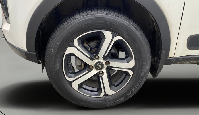 2021 Tata NEXON XZA PLUS PETROL DUAL TONE, Petrol, Automatic, 25,840 km, Left Front Wheel