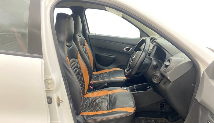 2019 Renault Kwid RXT 1.0 AMT, Petrol, Automatic, 42,872 km, Right Side Front Door Cabin