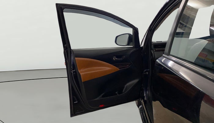 2021 Toyota Innova Crysta 2.7 GX AT 7 STR, Petrol, Automatic, 42,784 km, LHS Front Door
