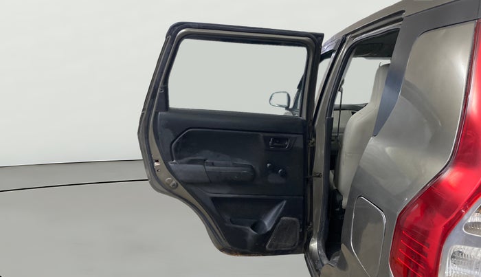 2022 Maruti New Wagon-R LXI CNG (O) 1.0, CNG, Manual, 1,16,308 km, LHS Rear Door