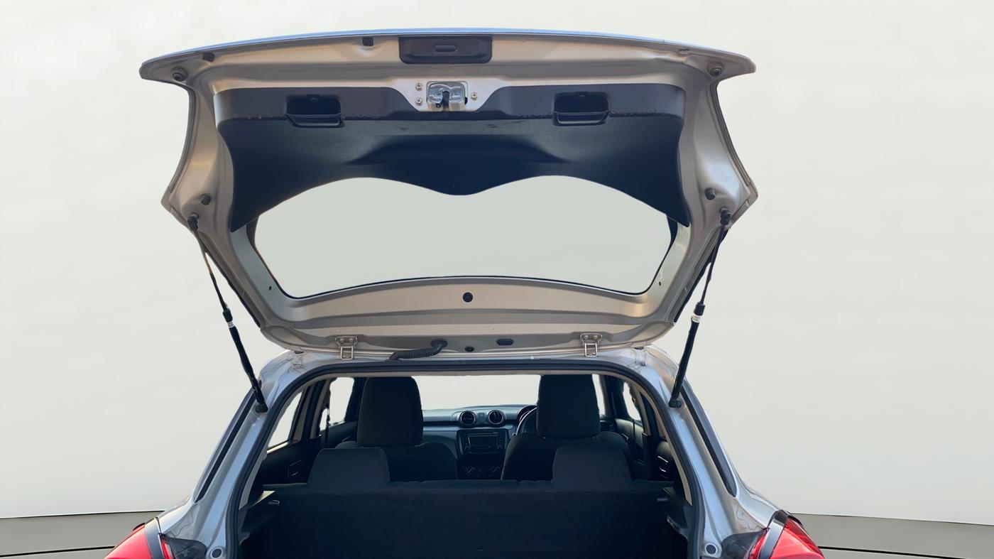 2018 Maruti Swift VXI, Petrol, Manual, 72,115 km, Boot Door Open
