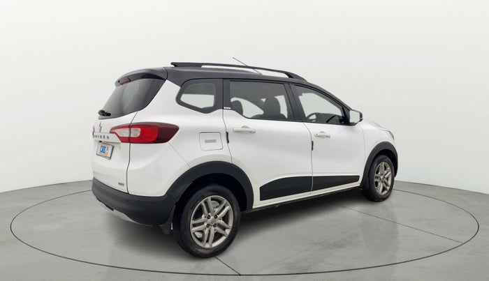 2021 Renault TRIBER RXZ DUAL TONE, Petrol, Manual, 44,431 km, Right Back Diagonal