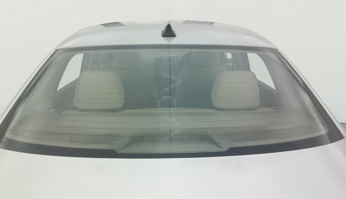 2013 Skoda Rapid AMBITION 1.6 MPI MT, Petrol, Manual, 34,801 km, Rear Windshield