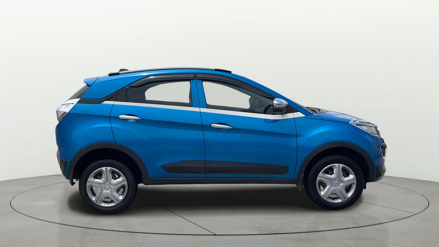 2019 Tata NEXON XM PETROL, Petrol, Manual, 49,129 km, Right Side View