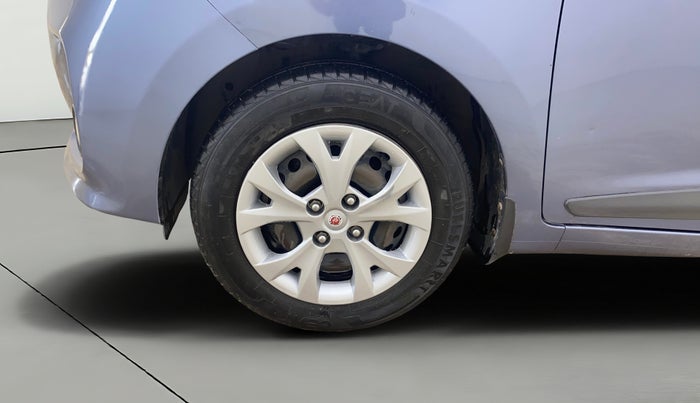 2017 Hyundai Grand i10 MAGNA 1.2 KAPPA VTVT, Petrol, Manual, 68,807 km, Left Front Wheel