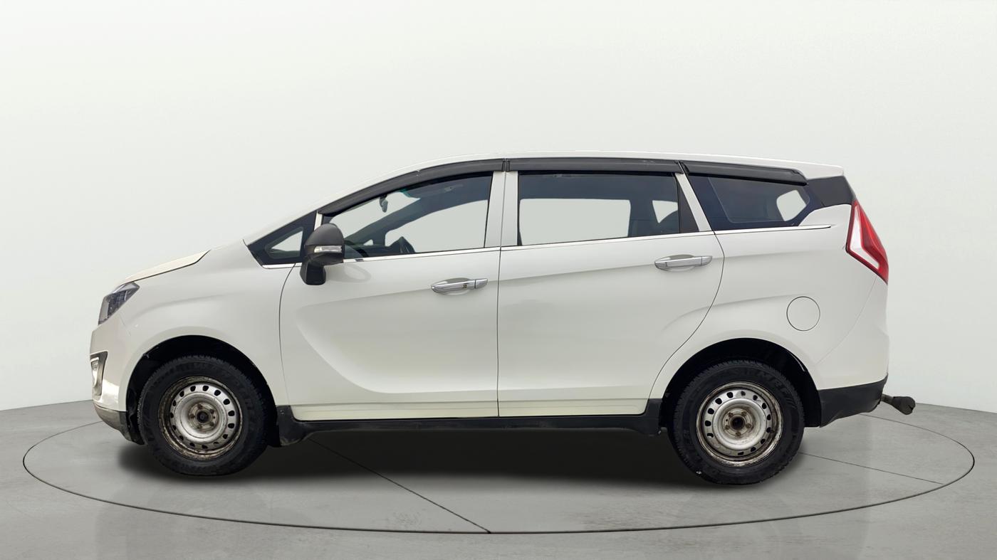 2019 Mahindra MARAZZO M2 8 STR, Diesel, Manual, 26,342 km, Left Side