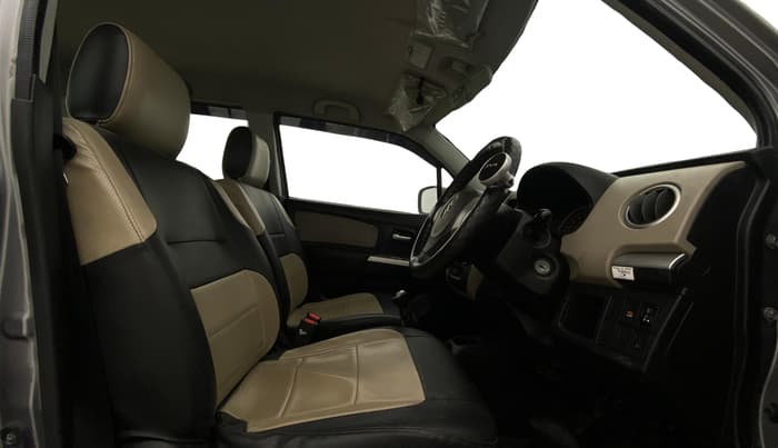 2016 Maruti Wagon R 1.0 VXI, Petrol, Manual, 15,256 km, Right Side Front Door Cabin