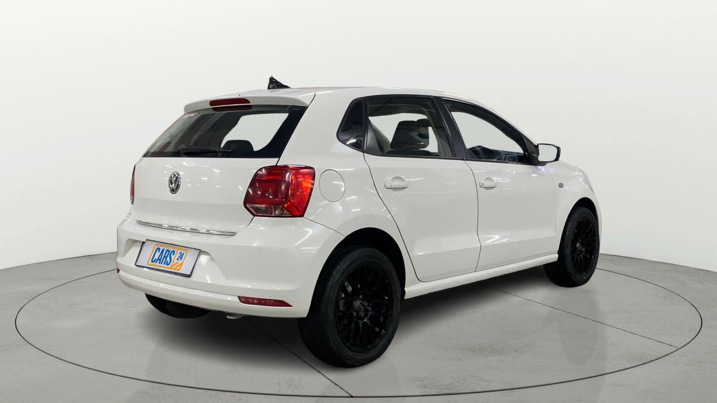 2015 Volkswagen Polo HIGHLINE1.2L, Petrol, Manual, 94,289 km, Right Back Diagonal