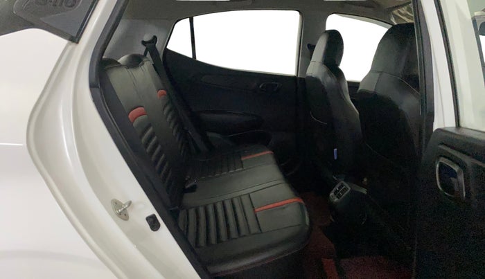 2020 Hyundai GRAND I10 NIOS SPORTZ 1.2 KAPPA VTVT DUAL TONE, Petrol, Manual, 15,964 km, Right Side Rear Door Cabin