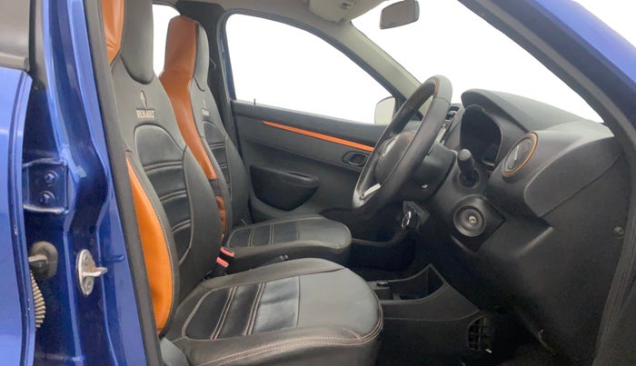 2018 Renault Kwid CLIMBER 1.0 AMT, Petrol, Automatic, 24,622 km, Right Side Front Door Cabin