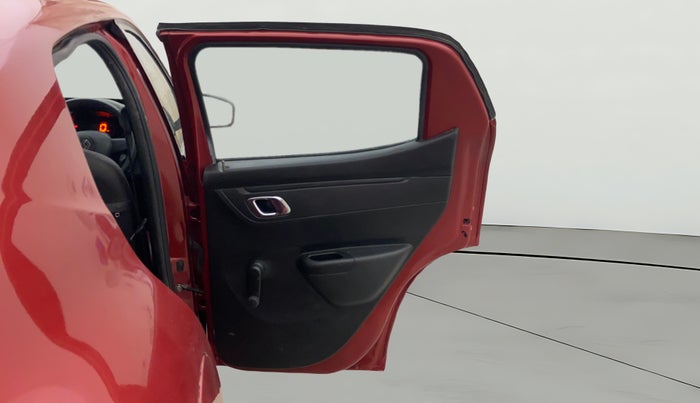 2018 Renault Kwid RXT 1.0 AMT, Petrol, Automatic, 46,996 km, RHS Rear Door