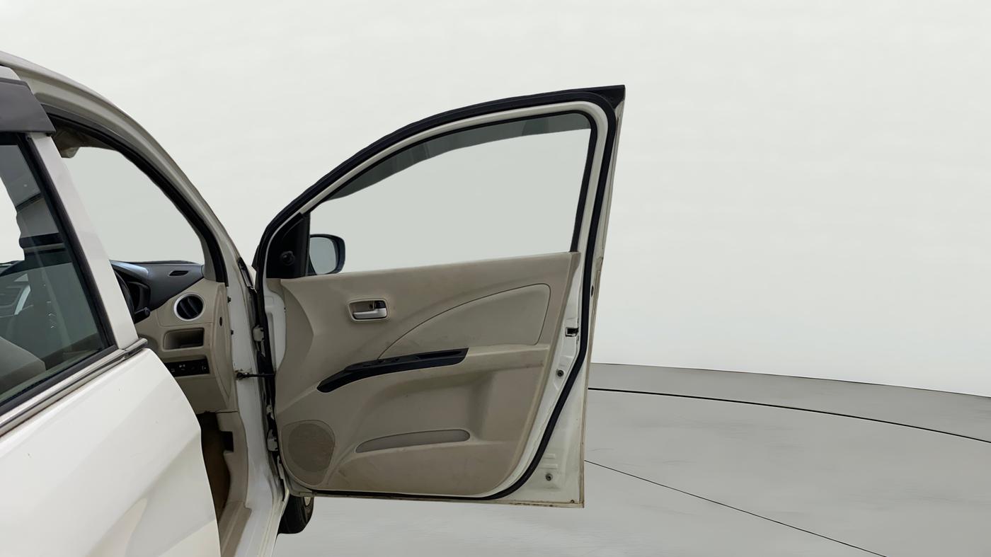 2020 Maruti Celerio VXI (O) CNG, CNG, Manual, 1,15,376 km, RHS Front Door