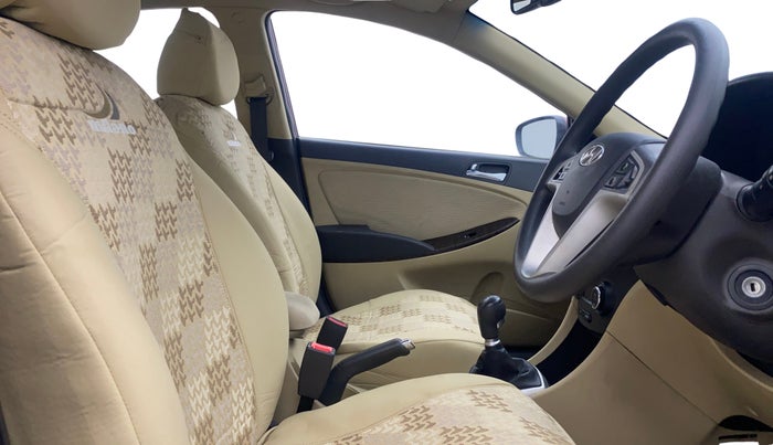 2013 Hyundai Verna FLUIDIC 1.6 VTVT SX, Petrol, Manual, 43,125 km, Right Side Front Door Cabin