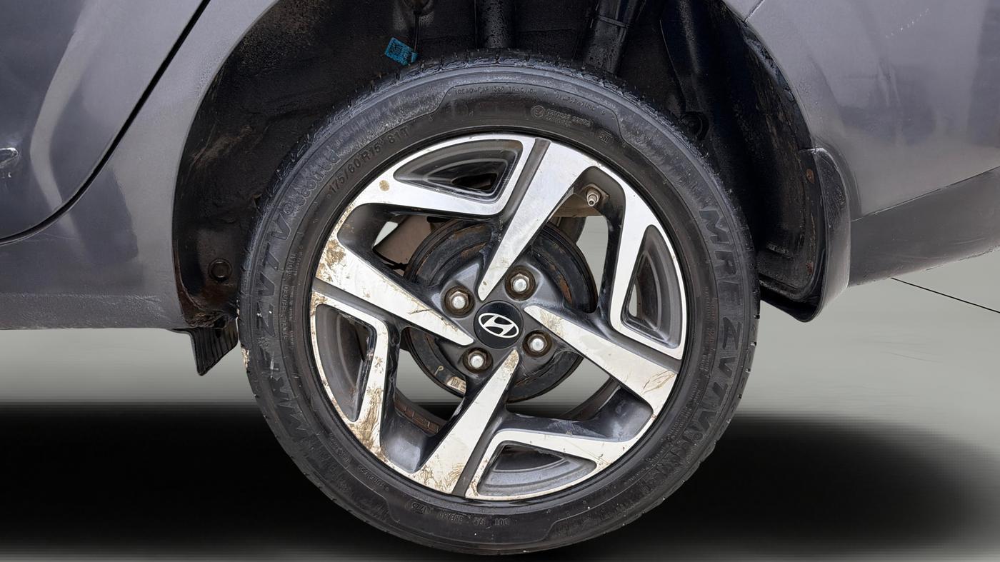 2023 Hyundai AURA SX 1.2 CNG, CNG, Manual, 73,004 km, Left Rear Wheel