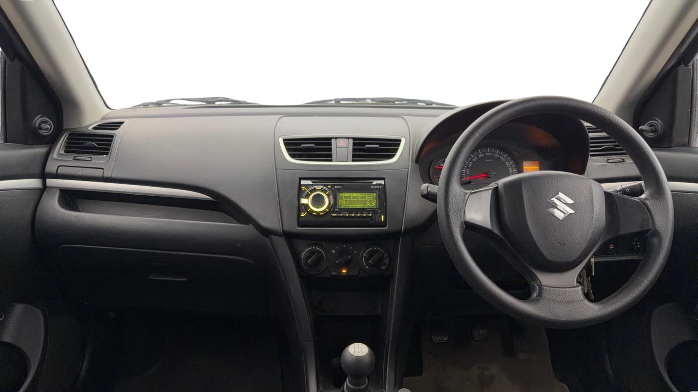 2015 Maruti Swift LXI (O), Petrol, Manual, 20,568 km, Dashboard