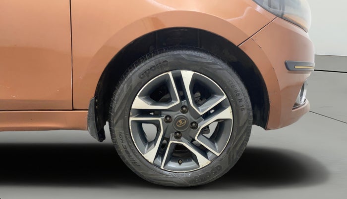 2017 Tata TIGOR XZ PETROL, Petrol, Manual, 52,697 km, Right Front Wheel