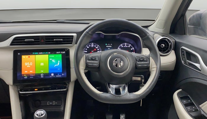 2022 MG ASTOR SUPER 1.5 MT, Petrol, Manual, 22,693 km, Steering Wheel Close Up