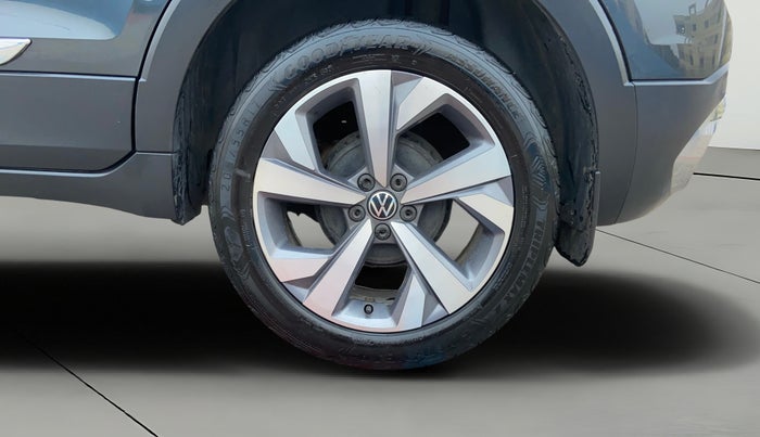 2021 Volkswagen TAIGUN TOPLINE 1.0 TSI MT, Petrol, Manual, 51,580 km, Left Rear Wheel