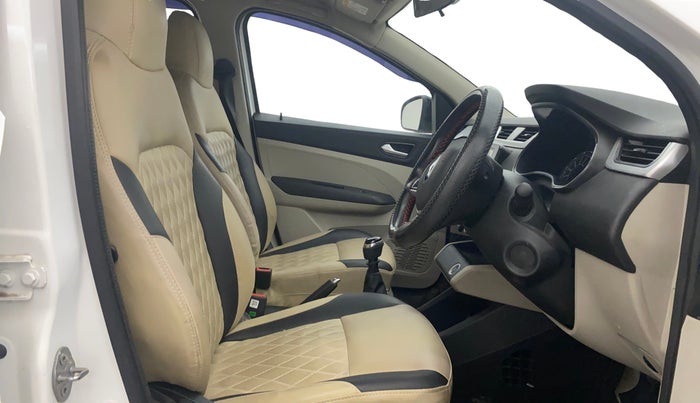 2022 Renault TRIBER RXZ, Petrol, Manual, 21,168 km, Right Side Front Door Cabin