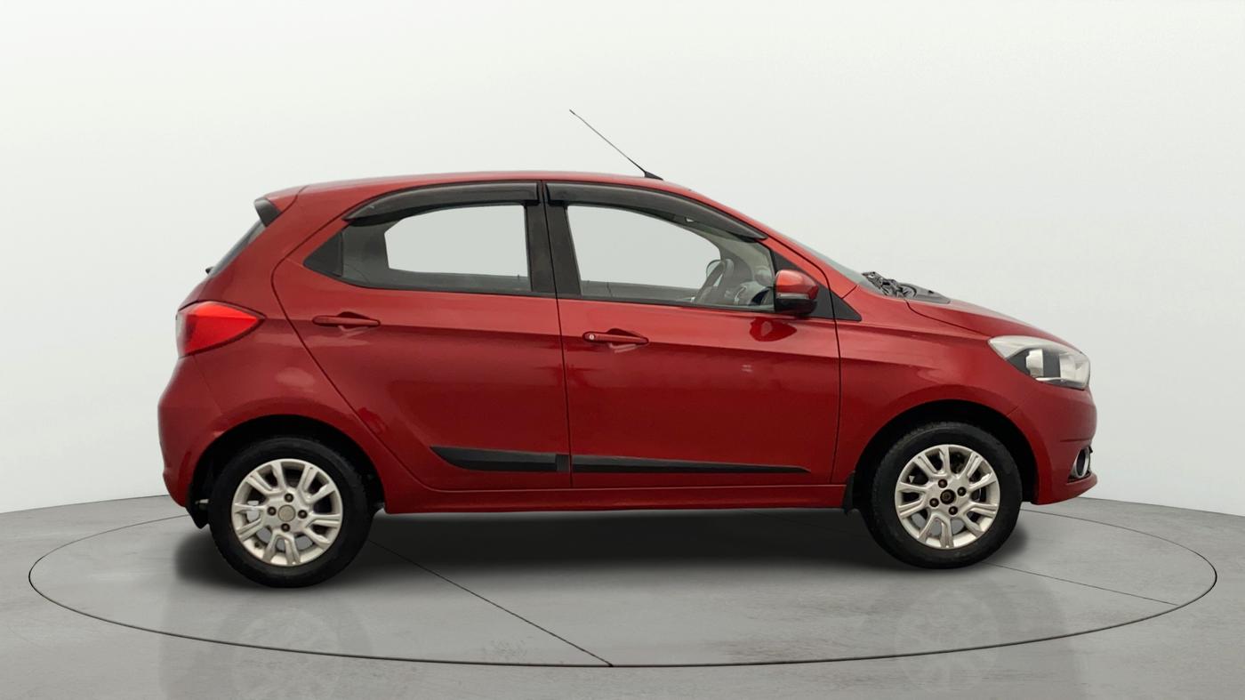 2017 Tata Tiago XZA PETROL, Petrol, Automatic, 62,387 km, Right Side View