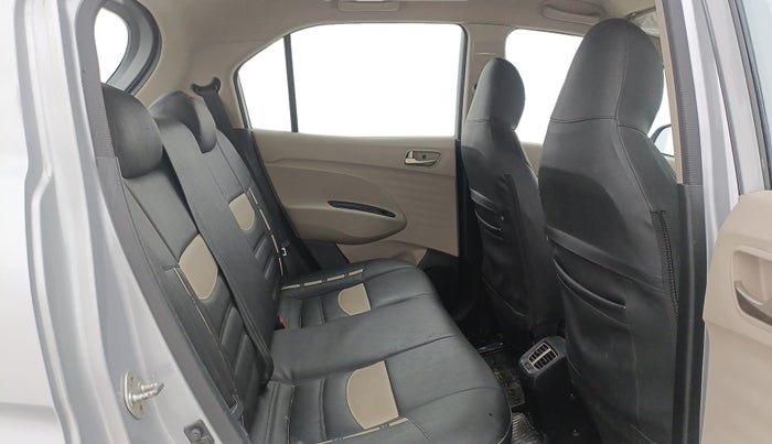 2019 Hyundai NEW SANTRO SPORTZ MT, Petrol, Manual, 22,747 km, Right Side Rear Door Cabin