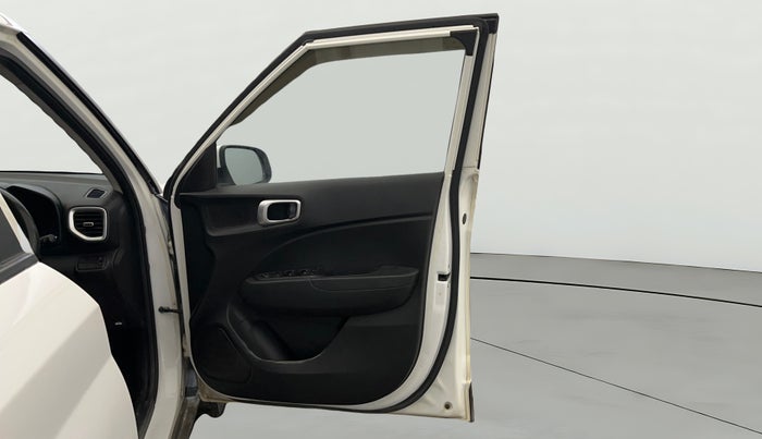 2020 Hyundai VENUE S 1.0 TURBO MT, Petrol, Manual, 97,125 km, RHS Front Door