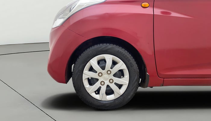 2016 Hyundai Eon SPORTZ, Petrol, Manual, 44,154 km, Left Front Wheel