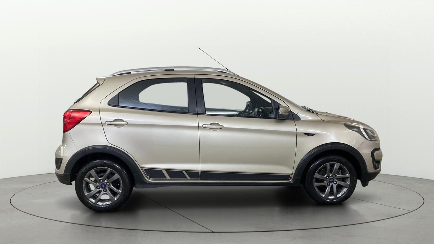 2018 Ford FREESTYLE TITANIUM 1.2 PETROL, Petrol, Manual, 65,836 km, Right Side View