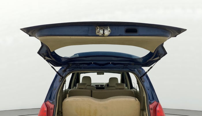 2016 Maruti Ertiga VXI CNG, CNG, Manual, 97,023 km, Boot Door Open