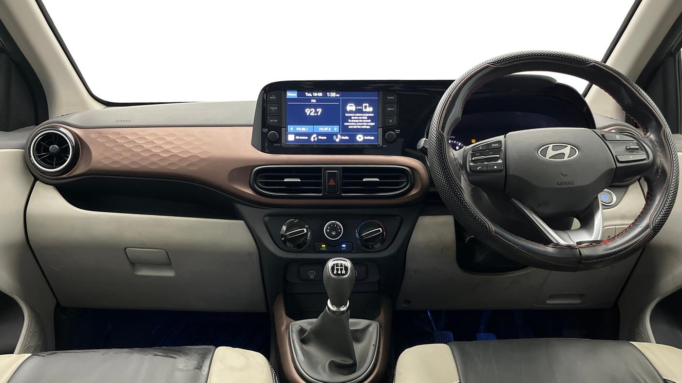 2024 Hyundai AURA SX 1.2 CNG, CNG, Manual, 57,922 km, Dashboard