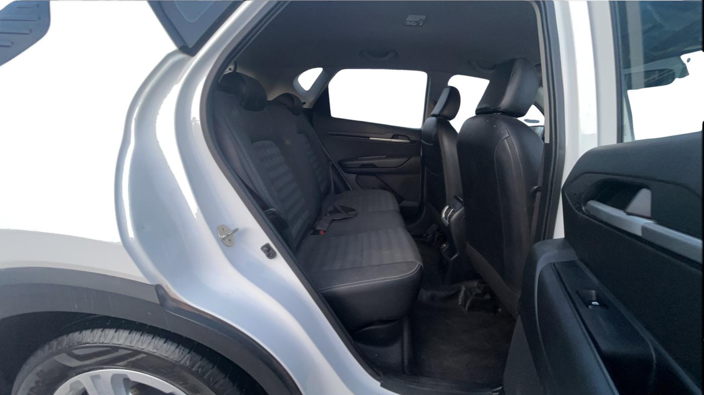 2021 KIA SONET HTK PLUS 1.2, Petrol, Manual, 50,904 km, Right Side Rear Door Cabin