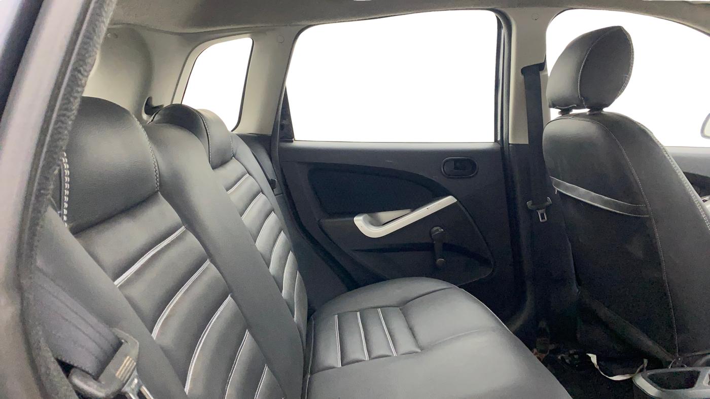 2014 Ford Figo TITANIUM 1.4 DIESEL, Diesel, Manual, 79,153 km, Right Side Rear Door Cabin