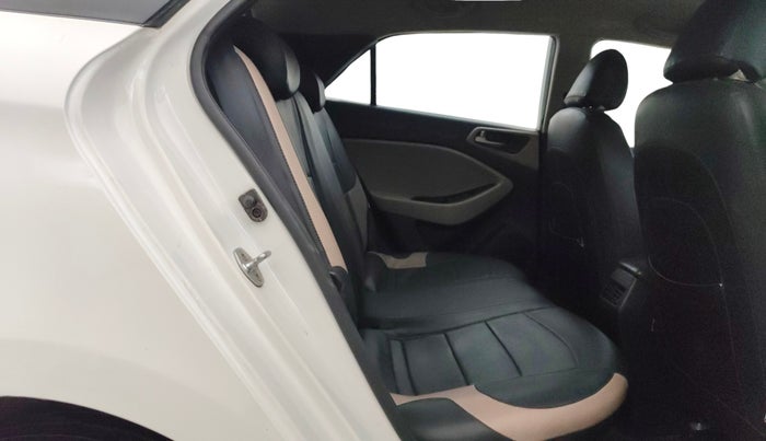 2014 Hyundai Elite i20 ASTA 1.2, Petrol, Manual, 65,004 km, Right Side Rear Door Cabin