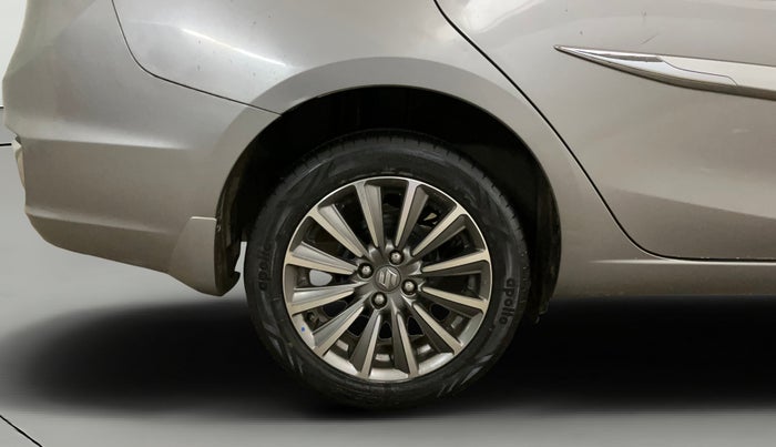 2019 Maruti Ciaz ALPHA 1.5 SHVS PETROL, Petrol, Manual, 32,434 km, Right Rear Wheel