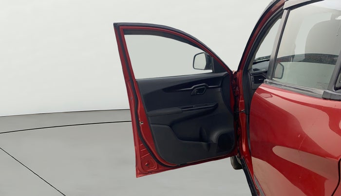 2018 Mahindra KUV 100 NXT K8 P 6 STR DUAL TONE, Petrol, Manual, 42,754 km, LHS Front Door