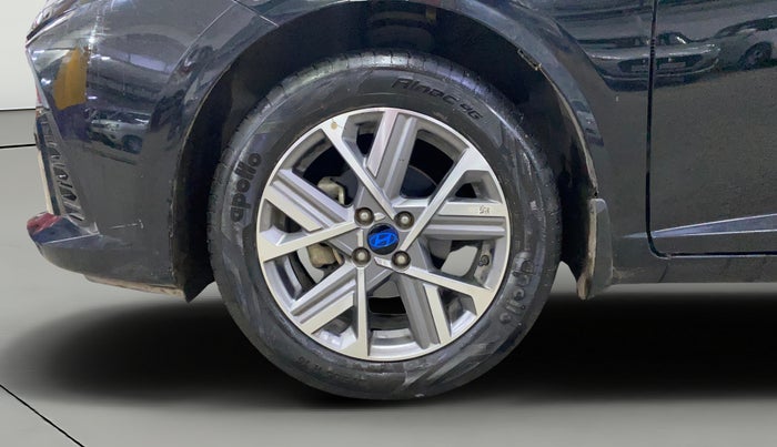 2023 Hyundai Verna SX (O) 1.5 MPI MT, Petrol, Manual, 33,081 km, Left Front Wheel