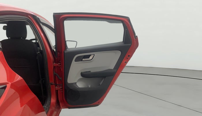 2021 Tata ALTROZ XZ PETROL, Petrol, Manual, 31,006 km, RHS Rear Door